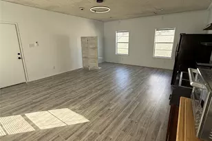 618 E 16th St, Houston, TX 77008 - Photo 6