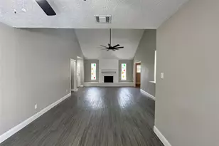1601 Washington Dr, Deer Park, TX 77536 - Photo 10