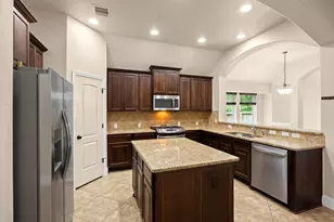 110 Logan Pass Ct, Montgomery, TX 77316 - Photo 20