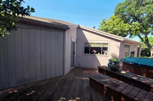 3919 Vineyard Dr, Houston, TX 77082 - Photo 4
