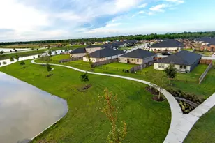 8510 Tropical Breeze Wy, Rosharon, TX 77583 - Photo 2