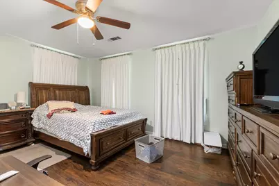 548 Cascade St Street, Bellaire, TX 77401 - Photo 18