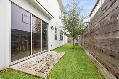 12025 Royal Oaks Run, Houston, TX 77082 - Photo 8