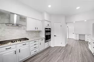 18122 Memorial Estates Dr, Spring, TX 77379 - Photo 2