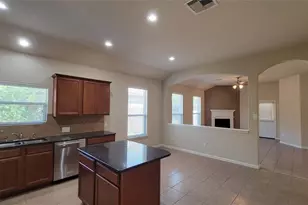 122 Black Swan Pl, Magnolia, TX 77354 - Photo 4