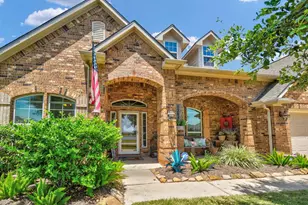 1283 Laurel Ln, Angleton, TX 77515 - Photo 1