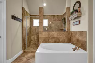 1283 Laurel Ln, Angleton, TX 77515 - Photo 26