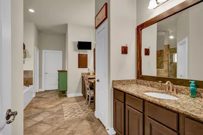 1283 Laurel Lane, Angleton, TX 77515 - Photo 24