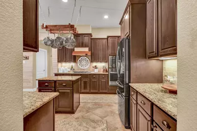 1283 Laurel Lane, Angleton, TX 77515 - Photo 10