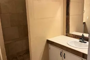 2611 Lilac St, Pasadena, TX 77503 - Photo 10