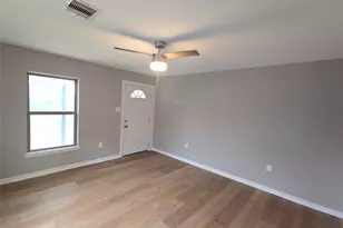 3118 Memel St, Houston, TX 77026 - Photo 2