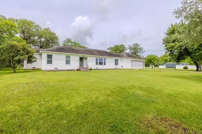 1520 North Drive, Bay City, TX 77414 - Photo 1