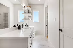 5680 Mill Water Ct, Bryan, TX 77808 - Photo 38