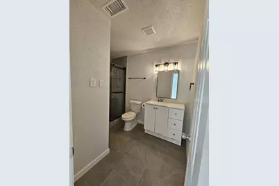 307 Hildred Avenue, Conroe, TX 77303 - Photo 22