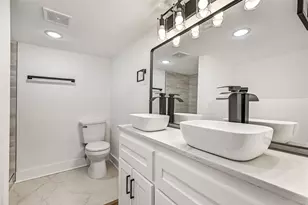 1803 27th St, Galveston, TX 77550 - Photo 34