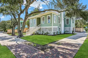 1803 27th St, Galveston, TX 77550 - Photo 6