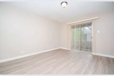 2585 Marilee Lane #2, Houston, TX 77057 - Photo 10