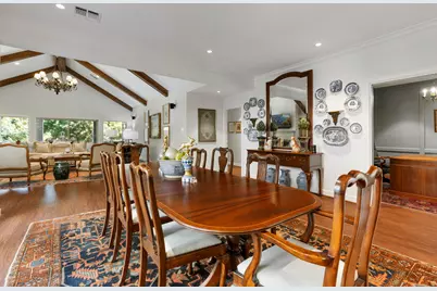 9598 Longmont Drive, Houston, TX 77063 - Photo 10