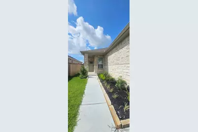 29215 Farmhouse Estates Dr, Waller, TX 77484 - Photo 2