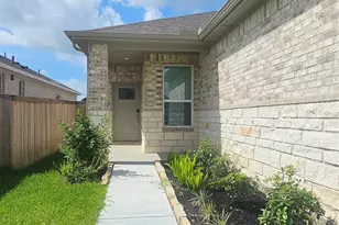 29215 Farmhouse Ests Dr, Waller, TX 77484 - Photo 2