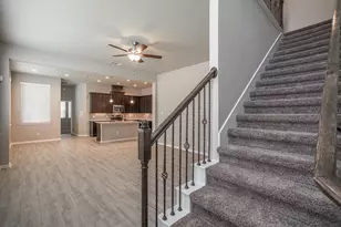 28104 Rocky Heights Dr, Spring, TX 77386 - Photo 2