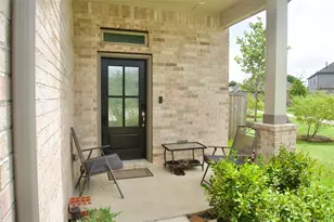 31106 Aumbrey Ivy Ct, Hockley, TX 77447 - Photo 2