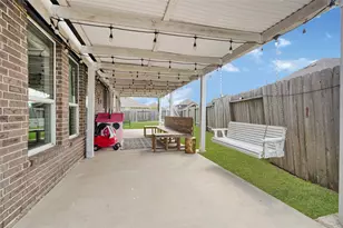 302 Vineyard Ct, Alvin, TX 77511 - Photo 24