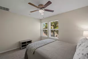14333 Lost Meadow Ln, Houston, TX 77079 - Photo 20
