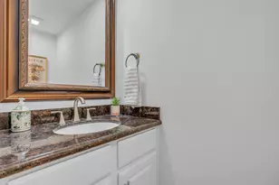 118 Quiet Oak Cir, The Woodlands, TX 77381 - Photo 20