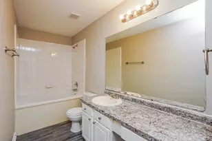 6622 Hawthorne Falls Ln, Houston, TX 77049 - Photo 12