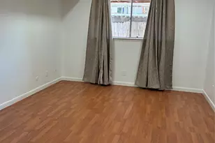 13026 Trail Hollow Dr, Houston, TX 77079 - Photo 10