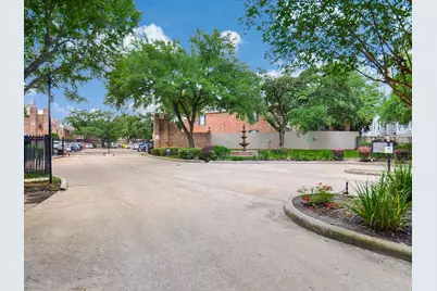 2255 Braeswood Park Drive #195, Houston, TX 77030 - Photo 34