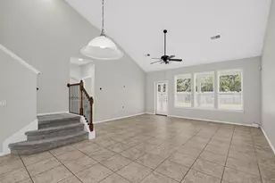 13519 Smith Lake Ln, Houston, TX 77044 - Photo 4