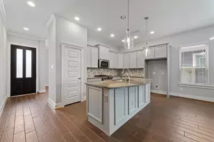 18419 Blue Hollow Heights Dr, Cypress, TX 77433 - Photo 4