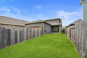 18419 Blue Hollow Heights Dr, Cypress, TX 77433 - Photo 16