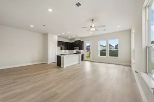 13432 Sun Cay Dr, Houston, TX 77047 - Photo 2