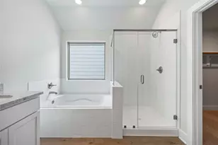 13432 Sun Cay Dr, Houston, TX 77047 - Photo 16