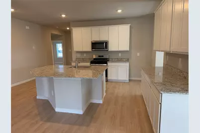 1002 Legrand Street, Brenham, TX 77833 - Photo 2