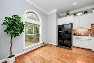 3303 Bingham Manor Ln, Houston, TX 77056 - Photo 12