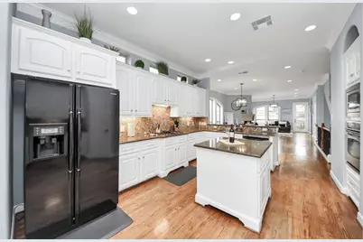 3303 Bingham Manor Lane, Houston, TX 77056 - Photo 10