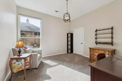 167 E Northcastle Circle, Conroe, TX 77384 - Photo 18