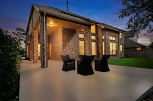 27 Tioga Pl, The Woodlands, TX 77375 - Photo 32