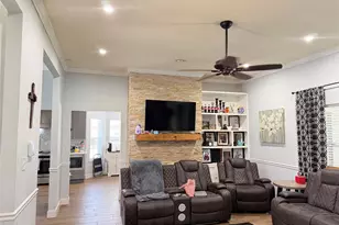 9814 Guest St, Houston, TX 77078 - Photo 12