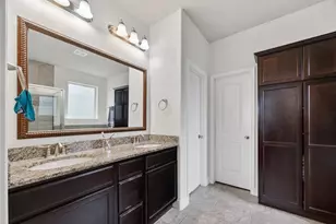 2872 Lombardia Dr, League City, TX 77573 - Photo 44