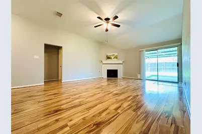 1404 Helmsley Drive, Rosenberg, TX 77471 - Photo 14