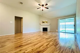 1404 Helmsley Dr, Rosenberg, TX 77471 - Photo 14