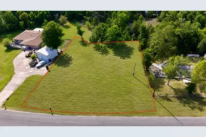 619 Yaupon Cove Drive, Onalaska, TX 77360 - Photo 2