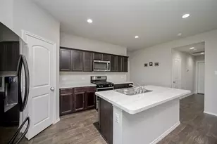 20819 Medford Landing Ln, Katy, TX 77449 - Photo 10