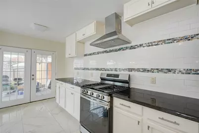 4427 Waterfall Way, Sugar Land, TX 77479 - Photo 14