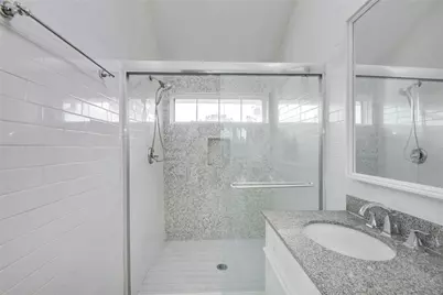 4427 Waterfall Way, Sugar Land, TX 77479 - Photo 24